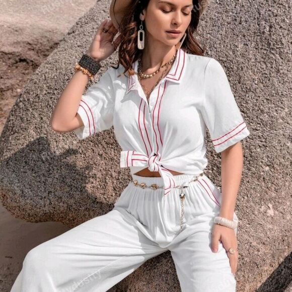 White and Red Striped Women's 2 Piece Set L - Picture 4 of 6